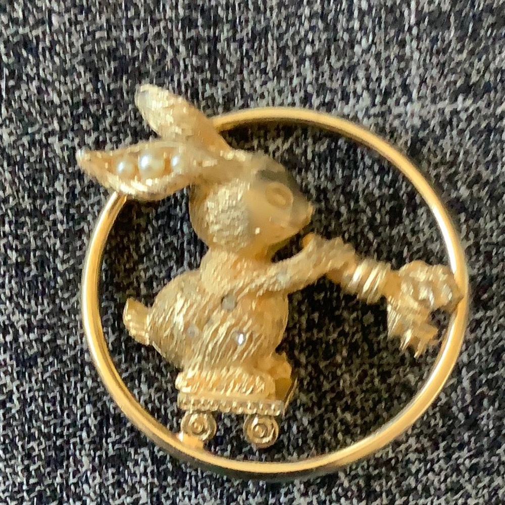 Vintage 1950’s Bunny Pin